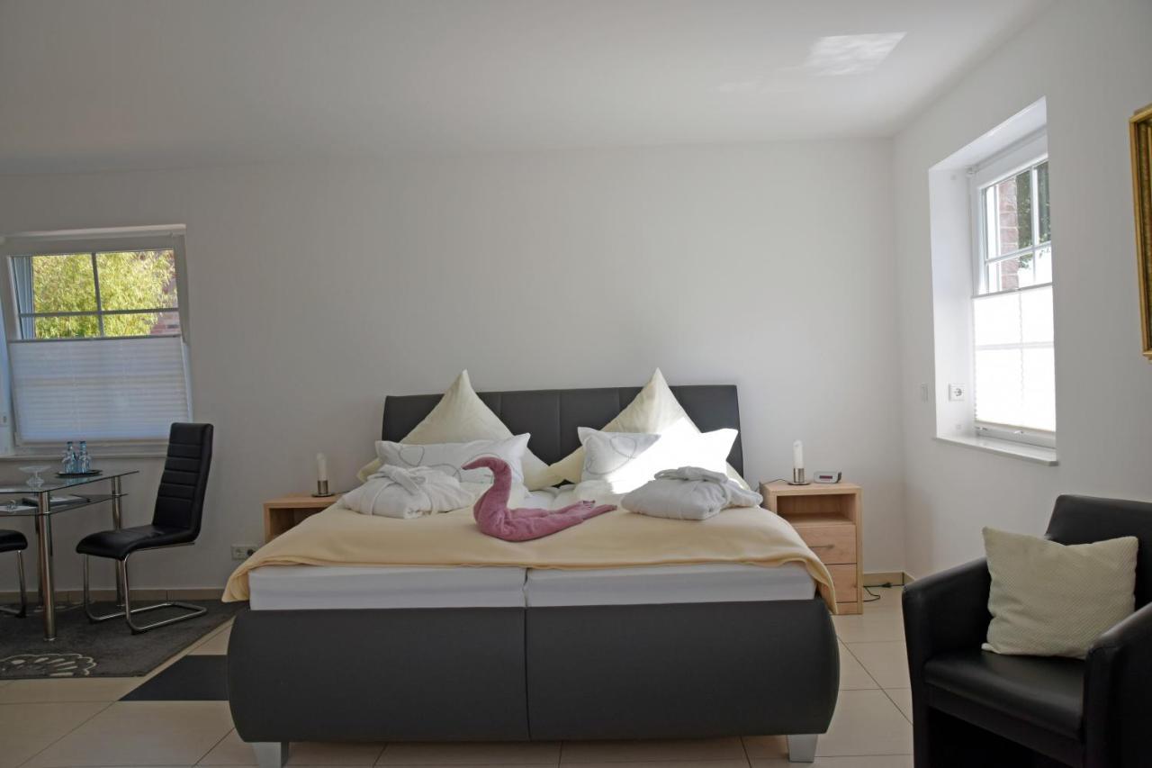 Wellness Appartements Ostfriesland Ihlowerfehn Buitenkant foto