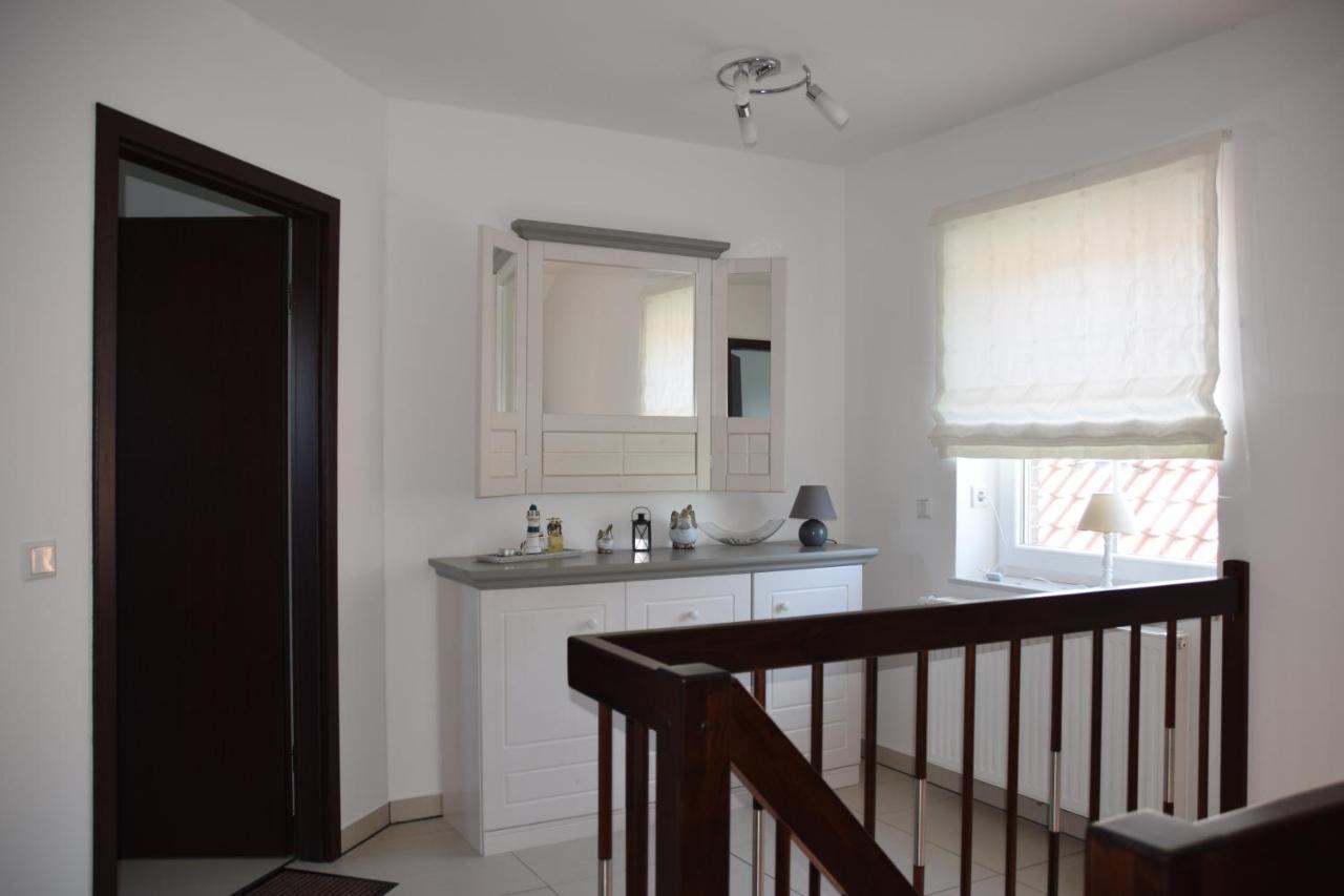 Wellness Appartements Ostfriesland Ihlowerfehn Buitenkant foto