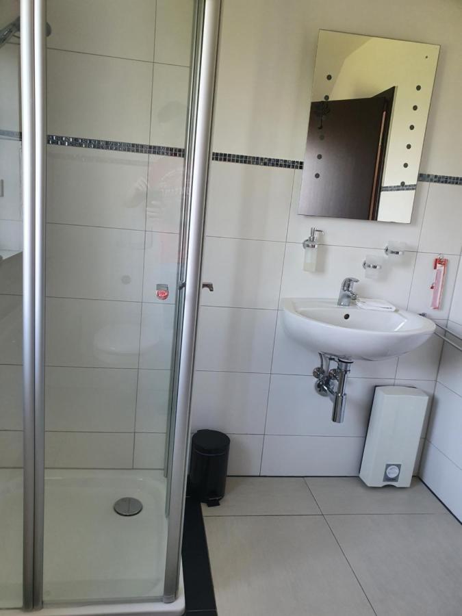 Wellness Appartements Ostfriesland Ihlowerfehn Buitenkant foto