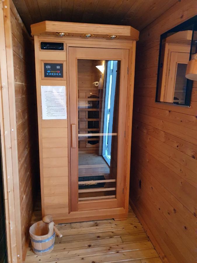 Wellness Appartements Ostfriesland Ihlowerfehn Buitenkant foto