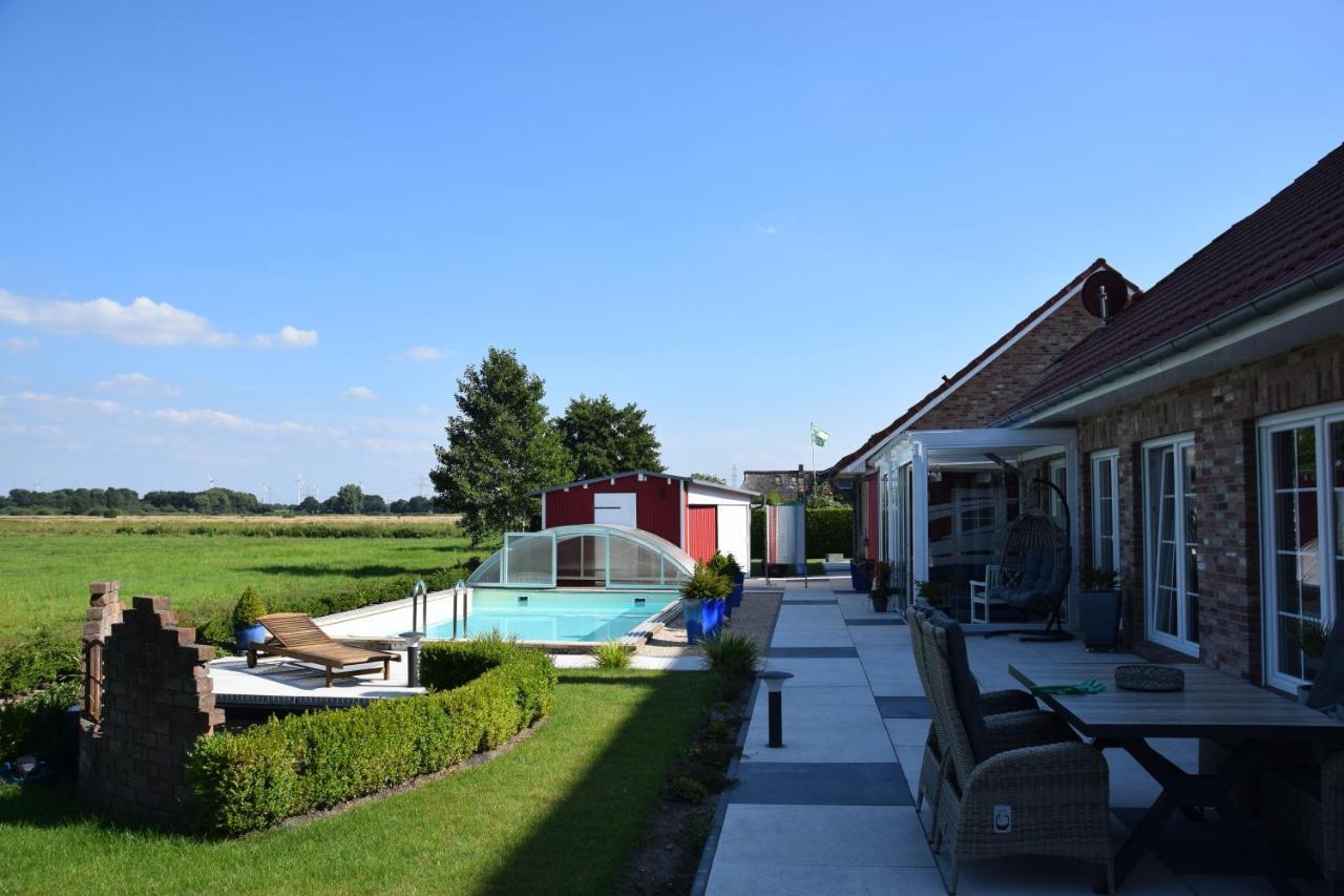 Wellness Appartements Ostfriesland Ihlowerfehn Buitenkant foto