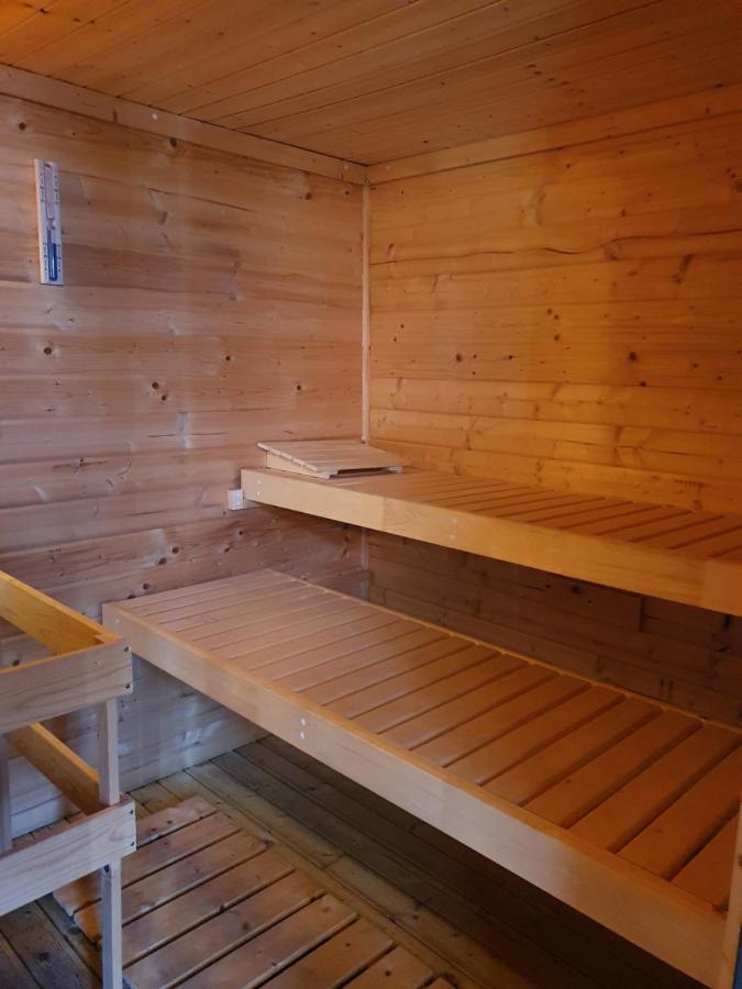 Wellness Appartements Ostfriesland Ihlowerfehn Buitenkant foto