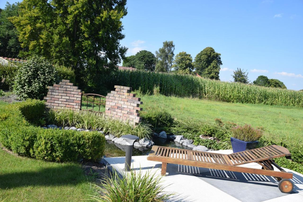 Wellness Appartements Ostfriesland Ihlowerfehn Buitenkant foto