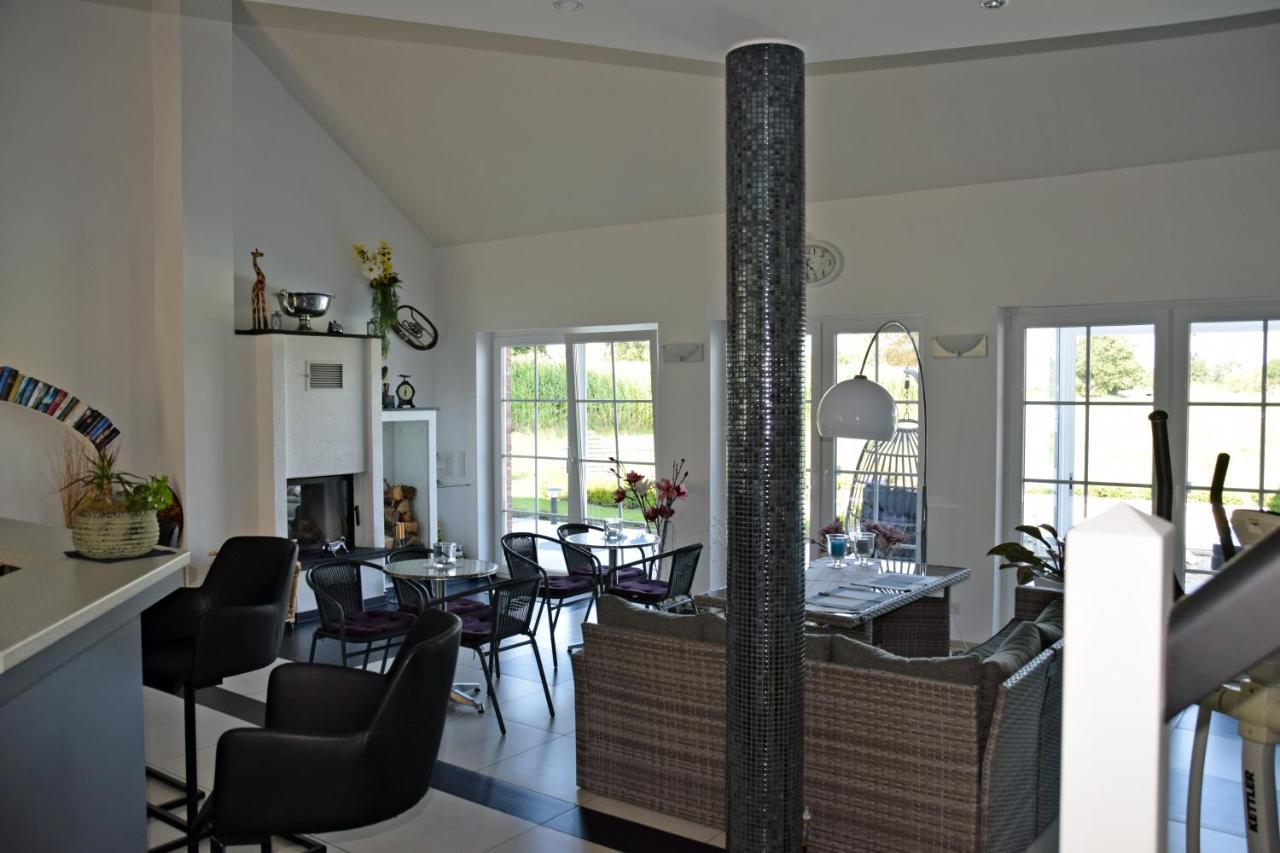 Wellness Appartements Ostfriesland Ihlowerfehn Buitenkant foto